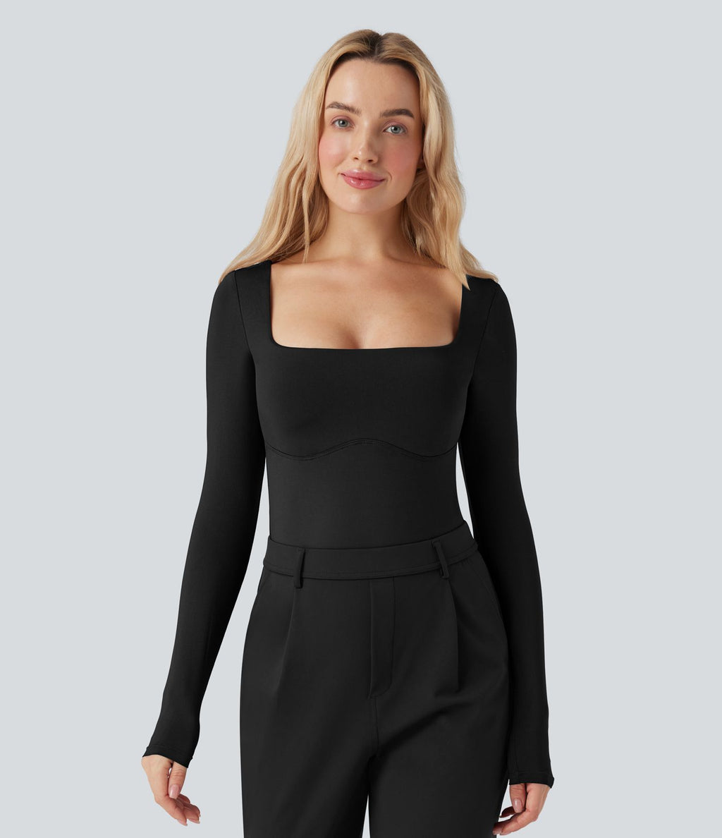 Body tailleur ajusté décolleté carré manches longues avec brassière intégrée