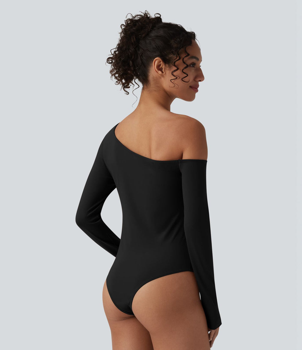 Body SoftlyZero™ Airy décontracté asymétrique à épaule dénudée manches longues effet frais InstantCool avec brassière intégrée