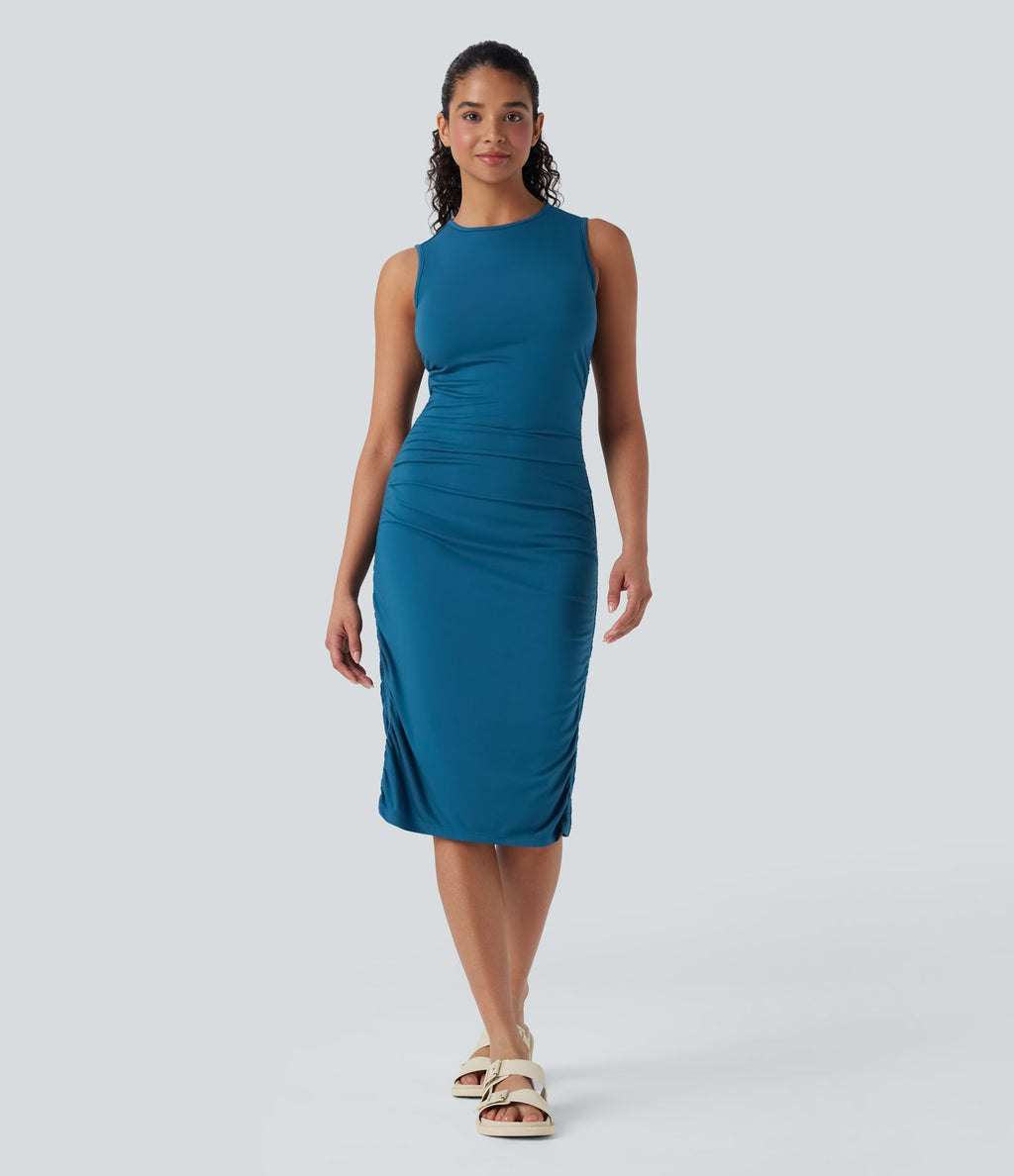 Robe casual moulante col rond sans manches froncée