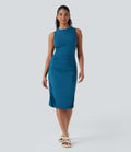 Robe casual moulante col rond sans manches froncée