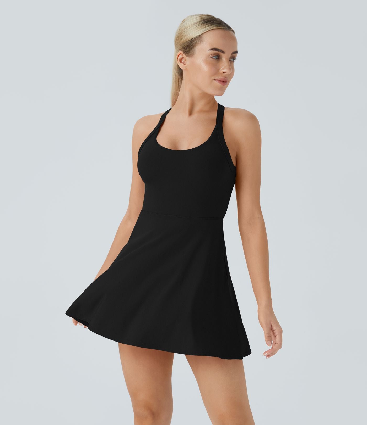 Robe de sport dos nu torsadée A-C