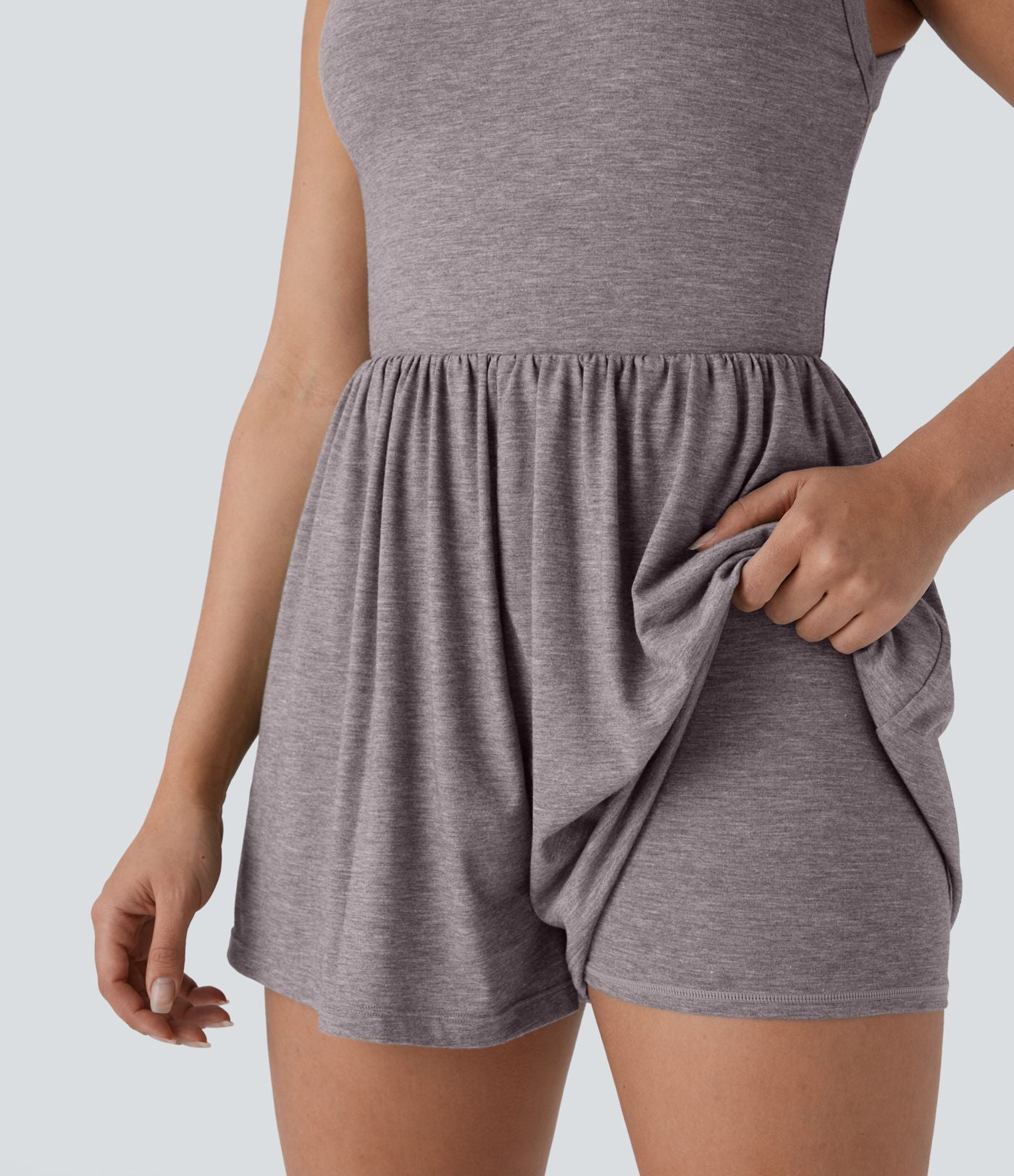 Combishort de villégiature 2-en-1 à dos nu, design torsadé, poches latérales - Édition Easy Peasy