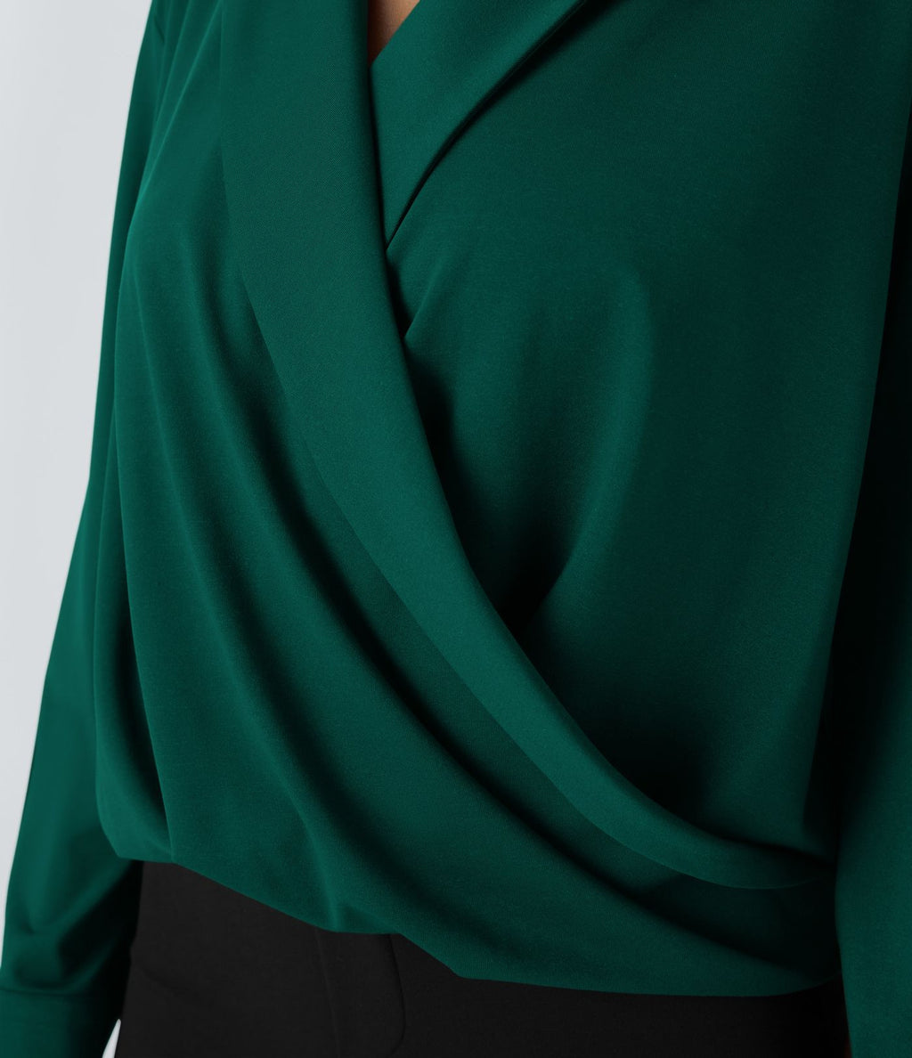 Chemise de travail à col cranté, coupe croisée et manches longues