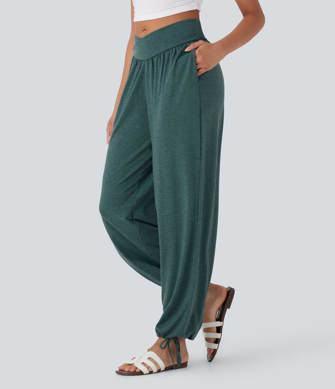 Pantalon de jogging décontracté à taille haute croisée avec poches latérales et cordon de serrage