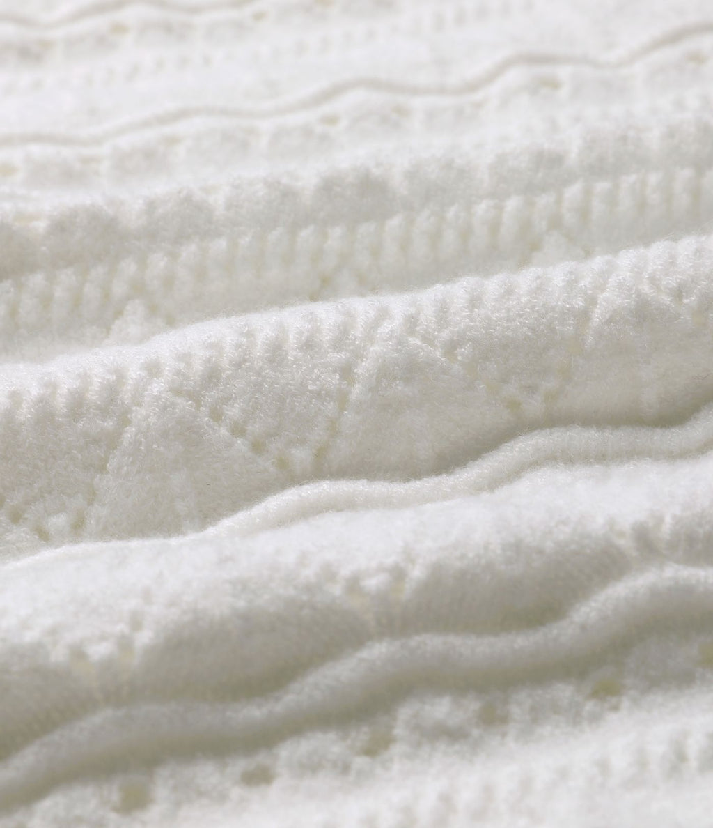 Robe pull courte col U sans manches tricot ajouré ourlet festonné