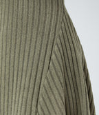 Robe de courte décontractée en maille côtelée à col montant et manches longues