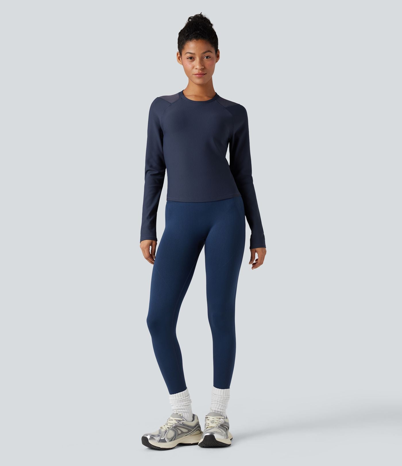 Top de sport yoga col rond manches raglan longues mesh contrastant