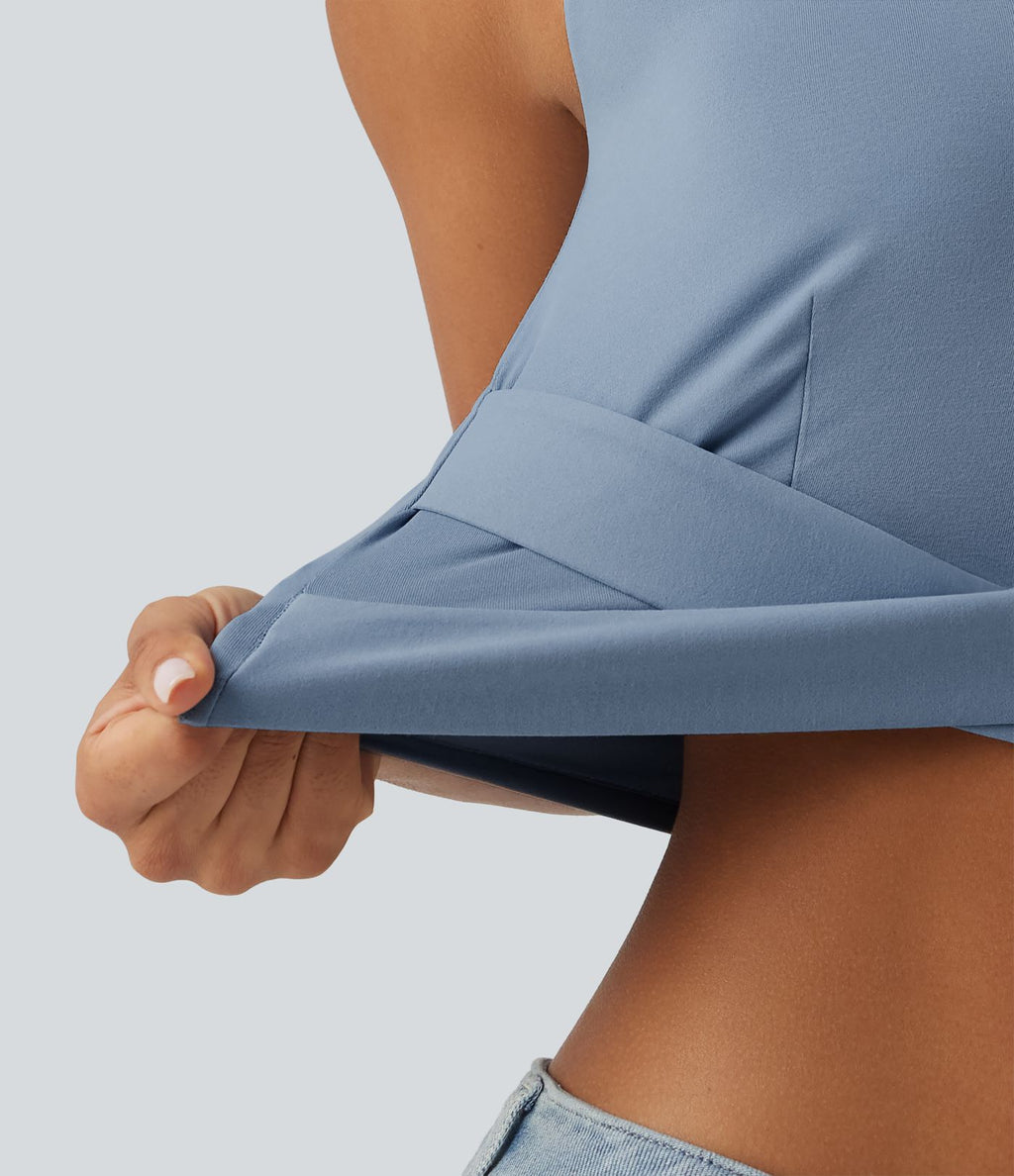 Débardeur crop-top à encolure diamant avec base croisée et coussinets amovibles