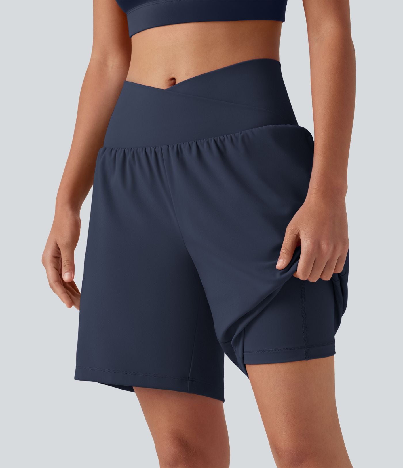 Short de yoga SoftlyZero™ Airy 2-en-1, taille haute, croisé, à effet frais InstantCool, 17,5 cm, avec poches