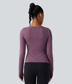 Top casual push-up à col V avec bonnets moulés, manches longues, fronces et ourlet fendu - Bonnet A/B
