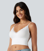 Brassière de sport décontractée OneForm Seamless Flow à maintien léger et dentelle contrastée