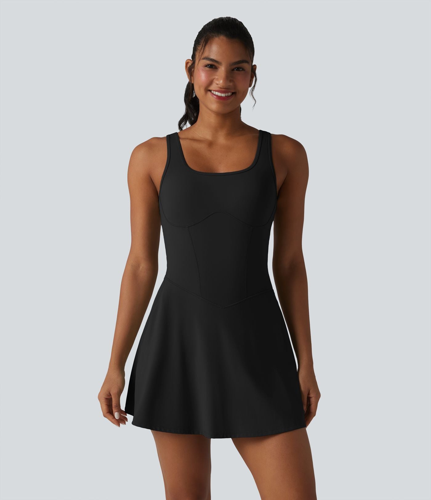 Robe de sport mini sans manches col U 2 en 1 avec soutien-gorge intégré et poches - Easy Peasy
