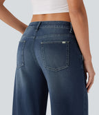 Halara Flex™ Jean large asymétrique taille basse avec bouton, fermeture éclair et poches multiples, délavé et extensible en maille