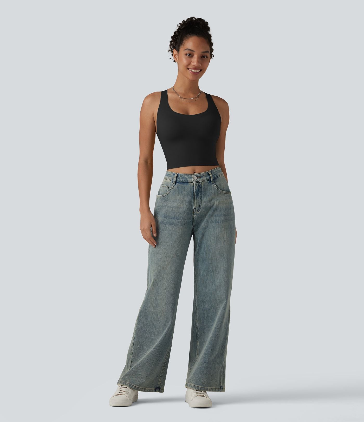 Crop top casual col U avec brassière intégrée — Bonnets B-E
