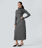 Robe mi-longue col montant manches longues