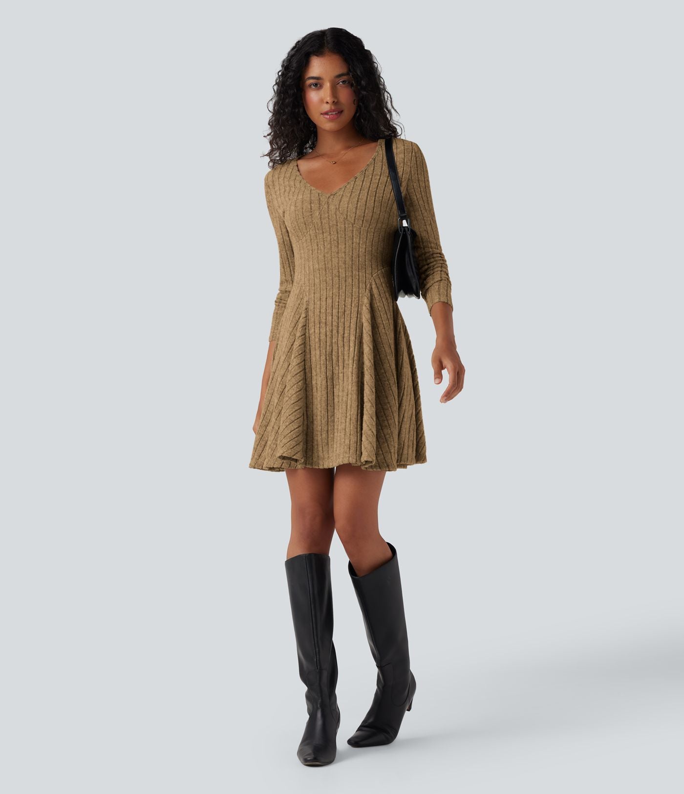 Robe décontractée mini évasée maille côtelée col V manches longues