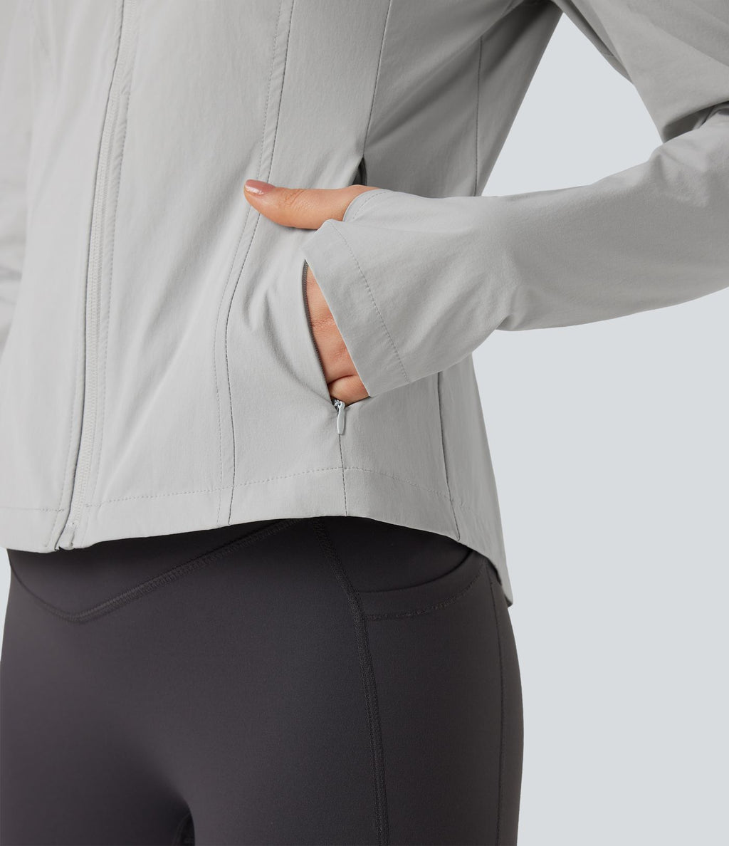 Veste de randonnée à capuche, manches longues, passants pouces et zip avec poches - UPF40+