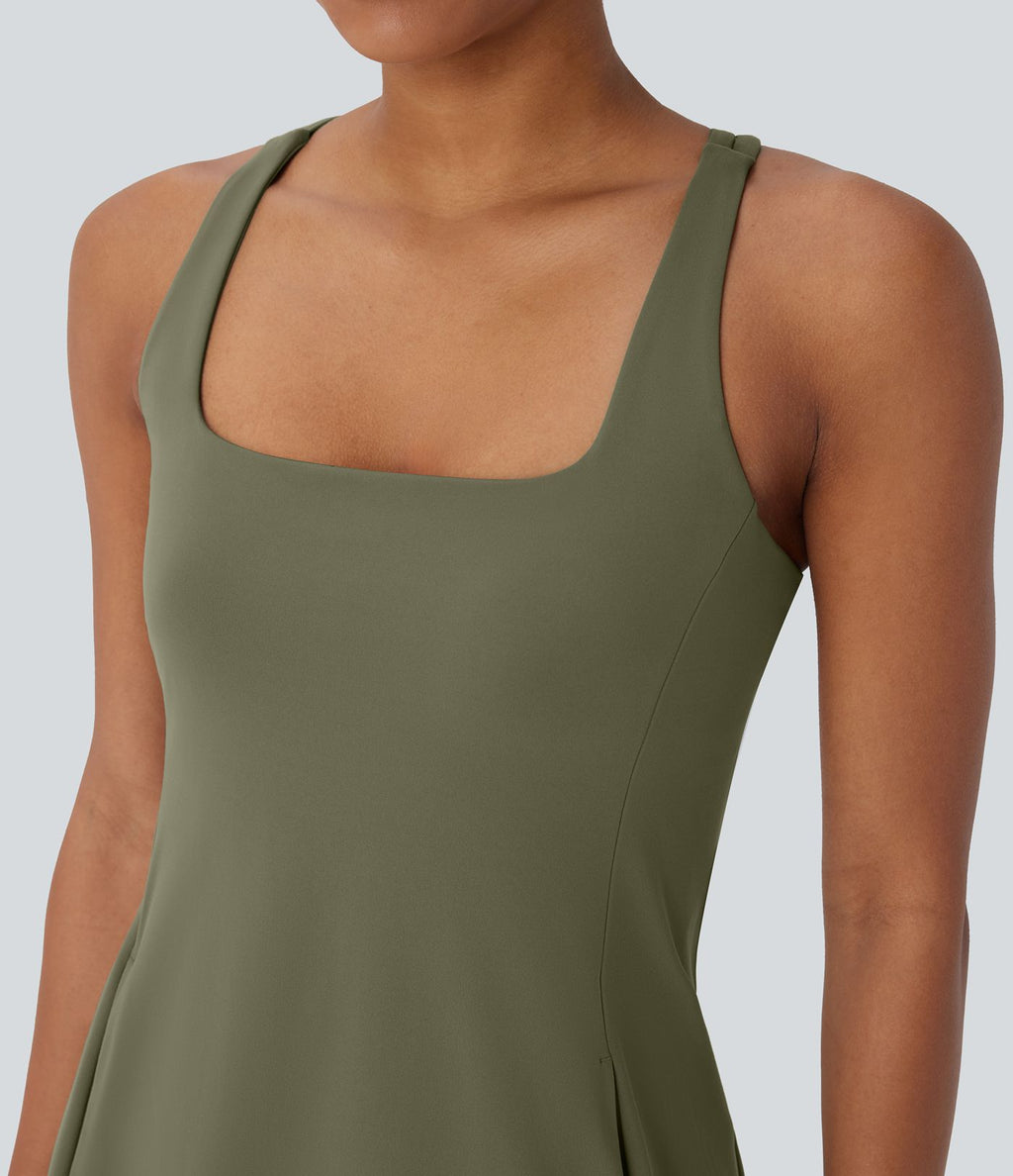 Robe de sport yoga mini 2-pièces SoftlyZero™ Plush à découpes avec poche A-C