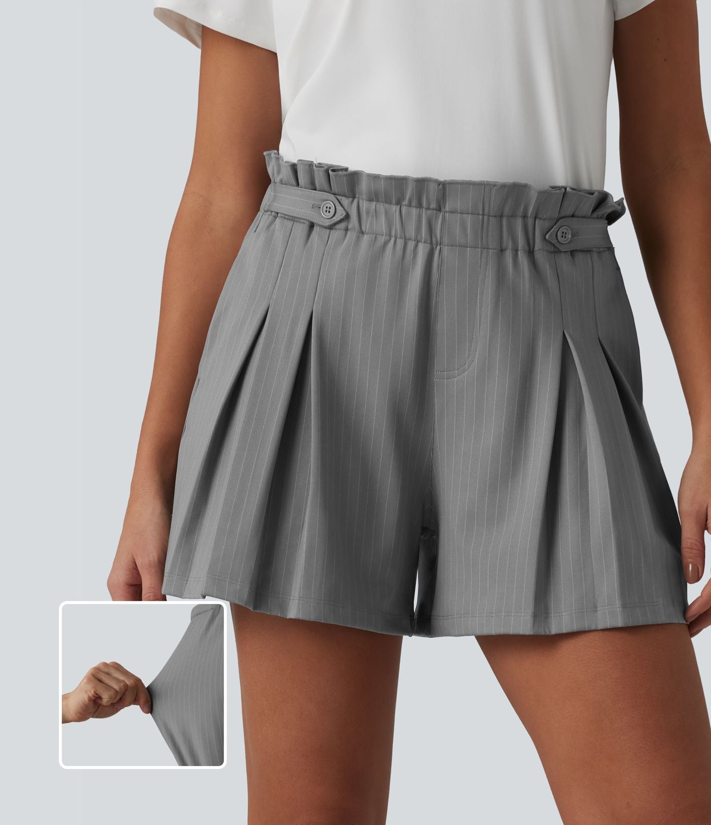 Short plissé taille haute à rayures avec volants et poches – 10 cm