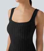 Robe longue moulante décontractée maille côtelée col carré sans manches dos torsadé avec fente