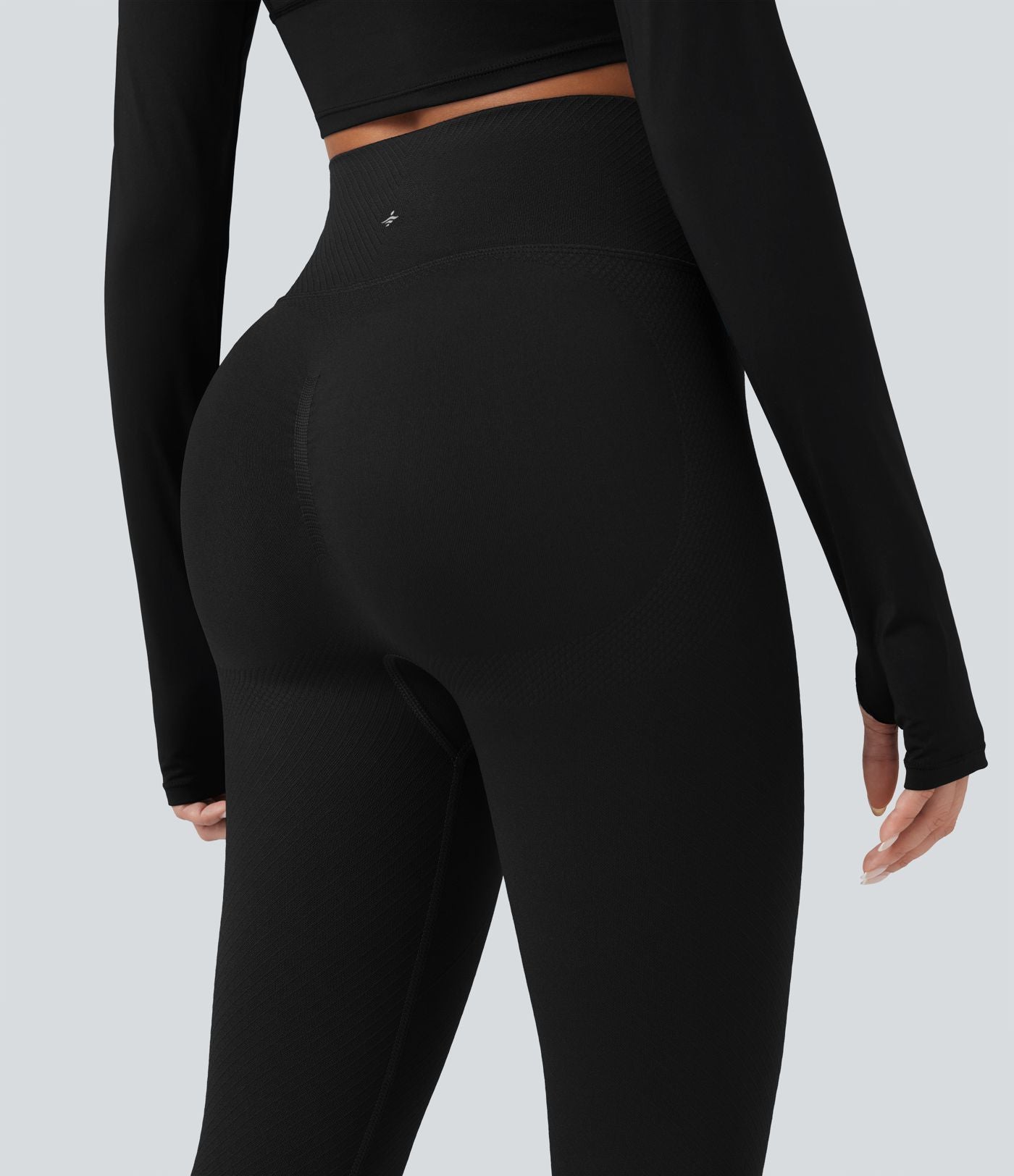 Legging yoga 7/8 gainant effet push-up taille haute sans couture OneForm Seamless Flow