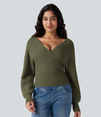 Pull col V manches chauve-souris longues à découpes