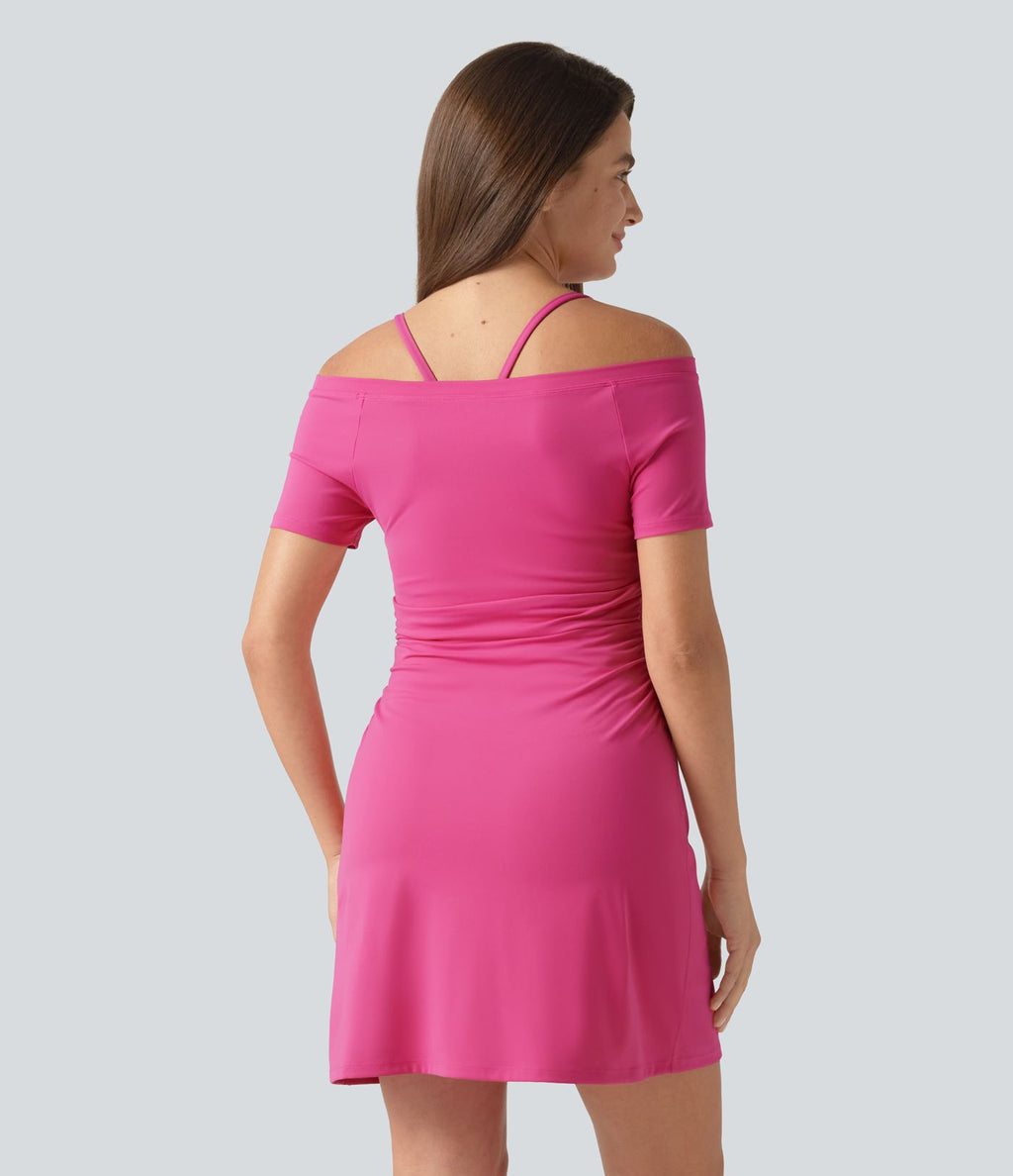 SoftlyZero™ Plush Robe de sport mini 2-en-1 froncée à épaules dénudées avec brassière intégrée et poches — Easy Peasy