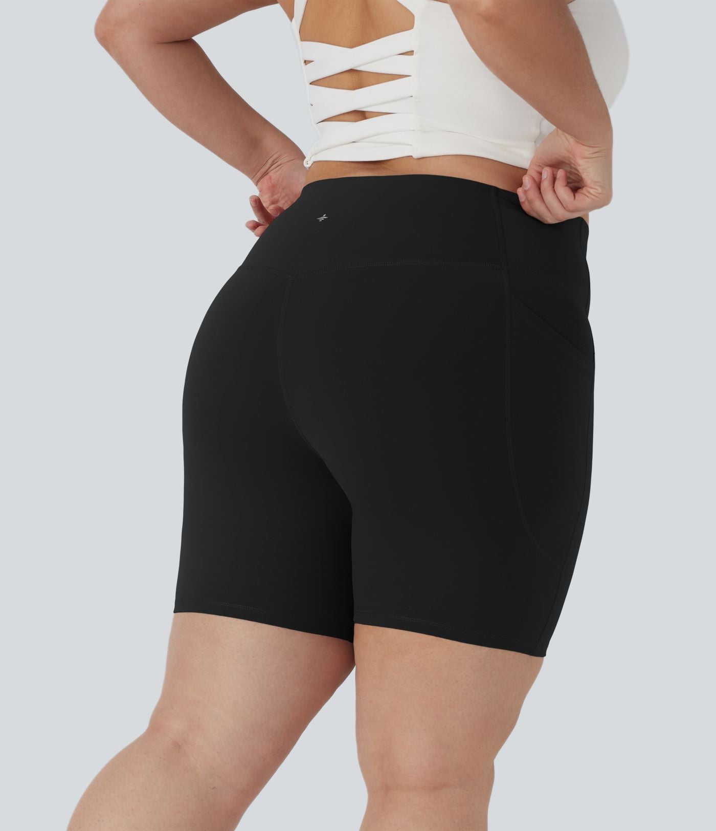 Short cycliste 17,5 cm d'entraînement gainant taille haute grande taille avec poches Halara UltraSculpt™