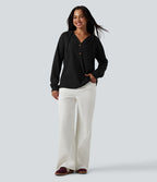 Top gaufré à capuche col Henley manches longues