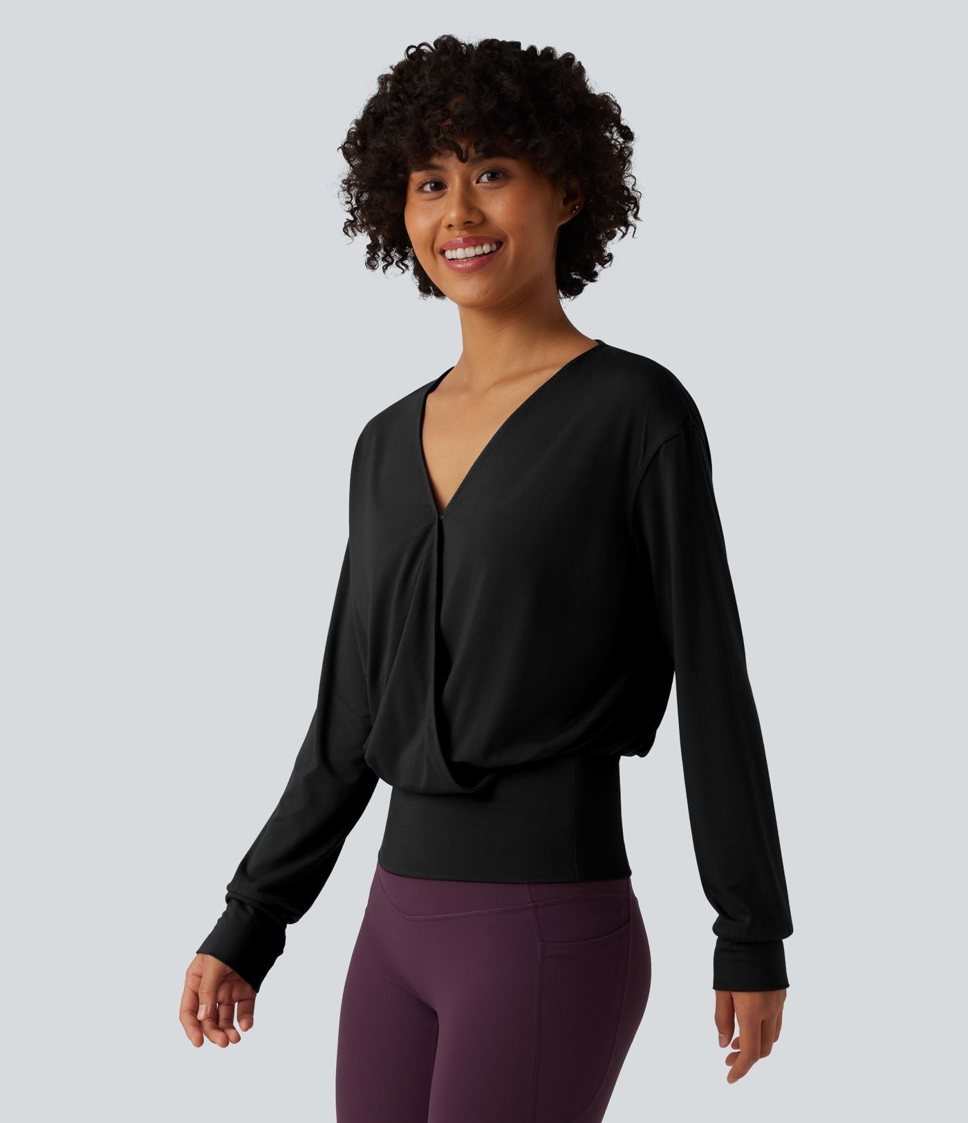 Blouse de travail col V croisée manches longues