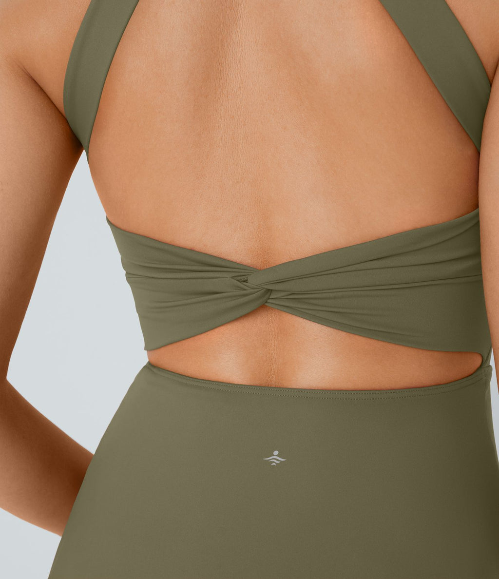 Robe de sport dos nu torsadée A-C