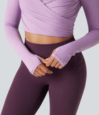 Top de sport yoga court push-up mousse col échancré manches longues avec trous pouces croisé
