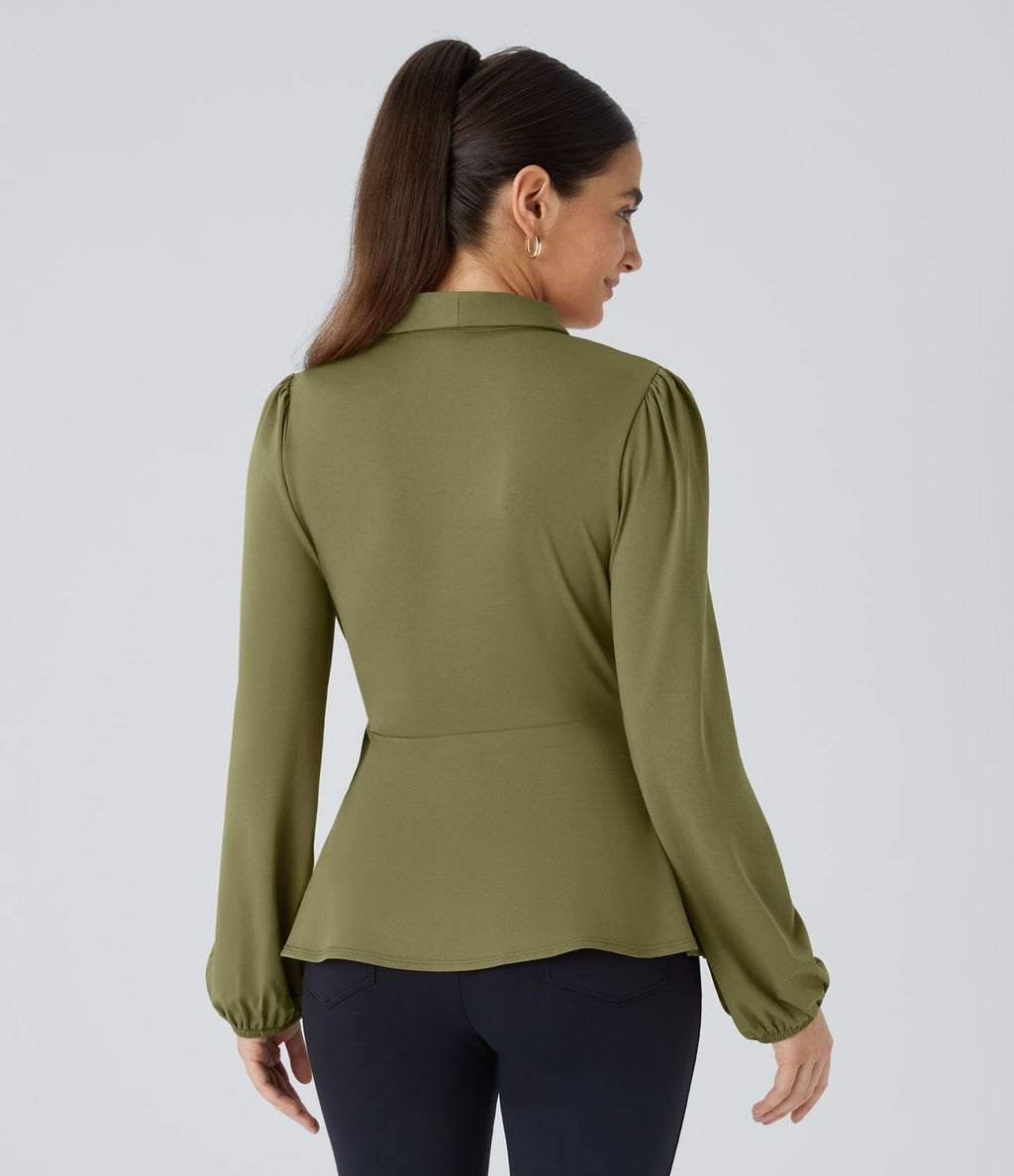 Blouse de travail à col châle, effet cache-cœur, lien sur le côté et ourlet à volants