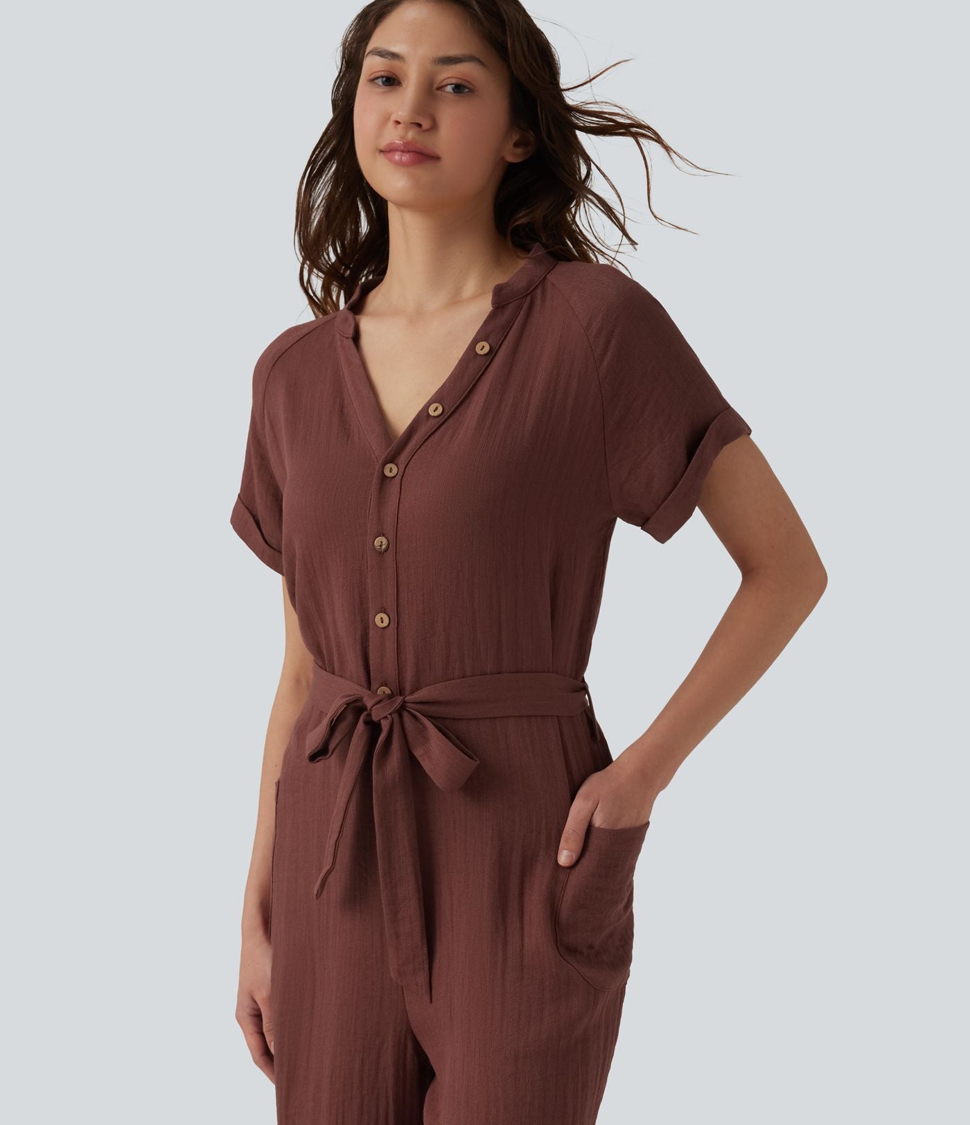 Combinaison courte ample col V manches courtes avec ceinture et poches