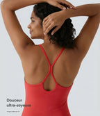Robe SoftlyZero™ Airy mini d'activité à dos nu avec découpes 2-en-1 avec poches et effet frais InstantCool, protection solaire UPF50+