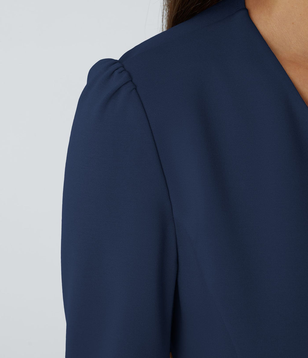Blazer tailleur ajusté à col rond, manches longues avec boutons décoratifs