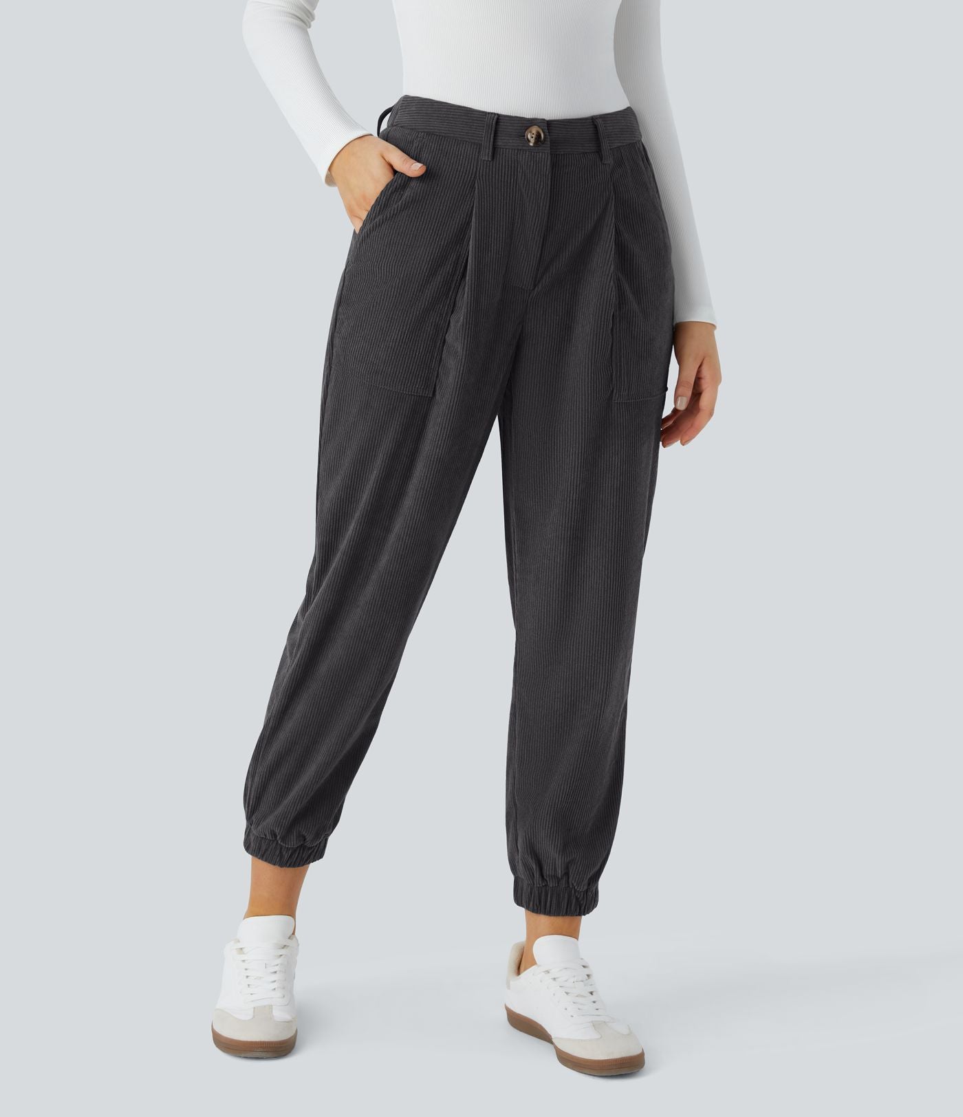 Pantalon décontracté en velours côtelé avec taille mi-haute, boutons et fermeture éclair
