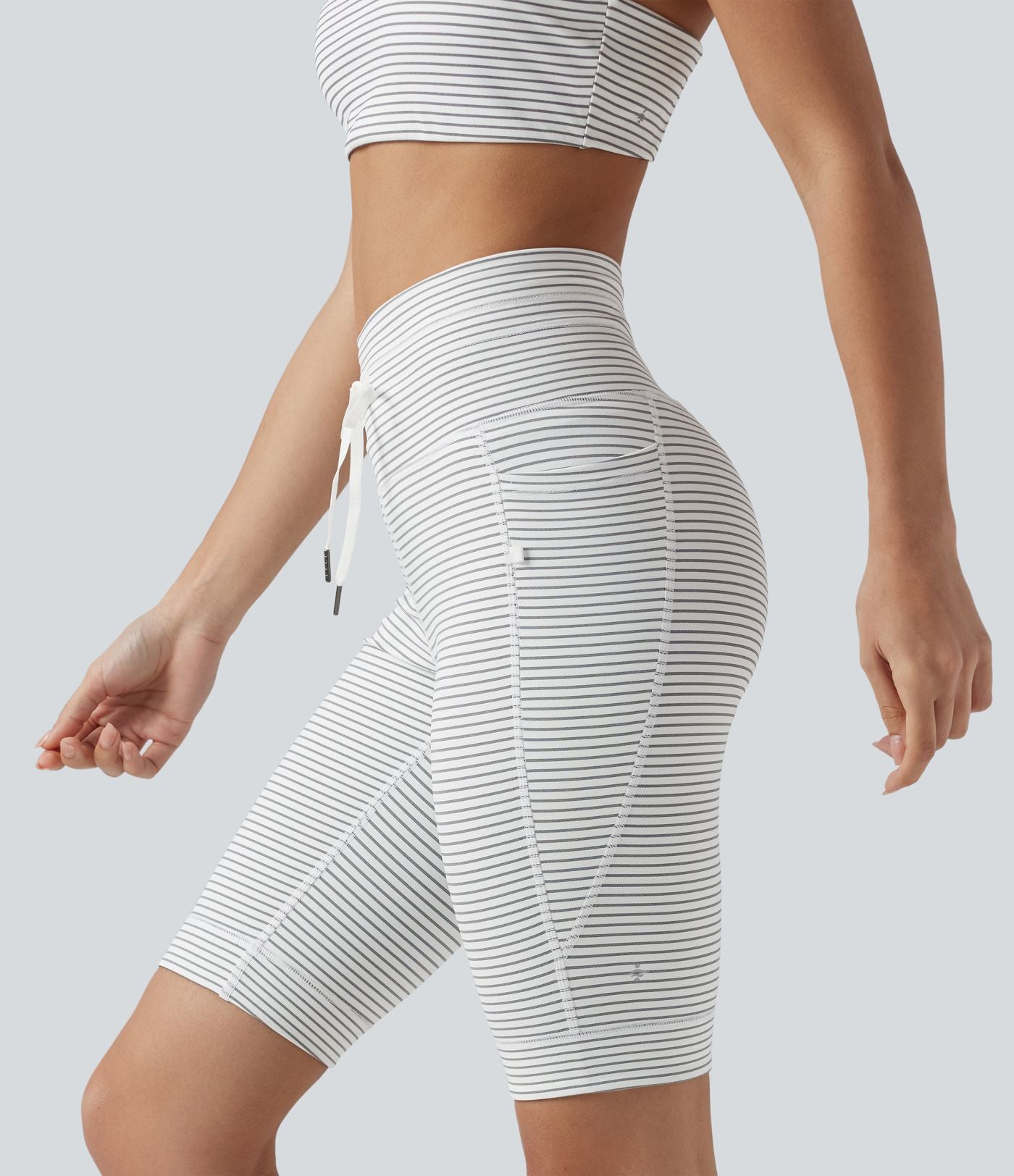 Short cycliste de yoga taille haute à rayures avec cordon de serrage 23 cm et poches
