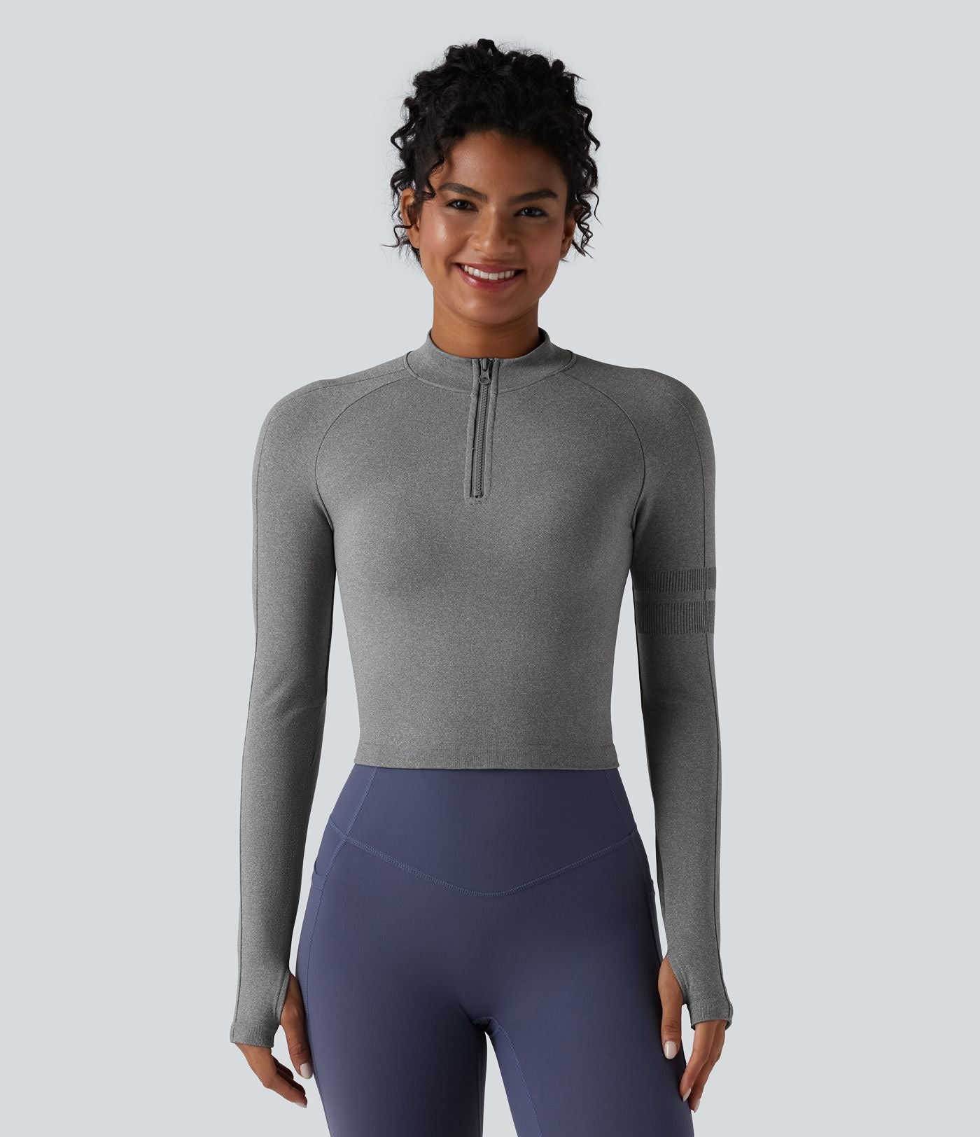 Haut de yoga Seamless Flow à demi-fermeture éclair, manches longues et trous pour les pouces