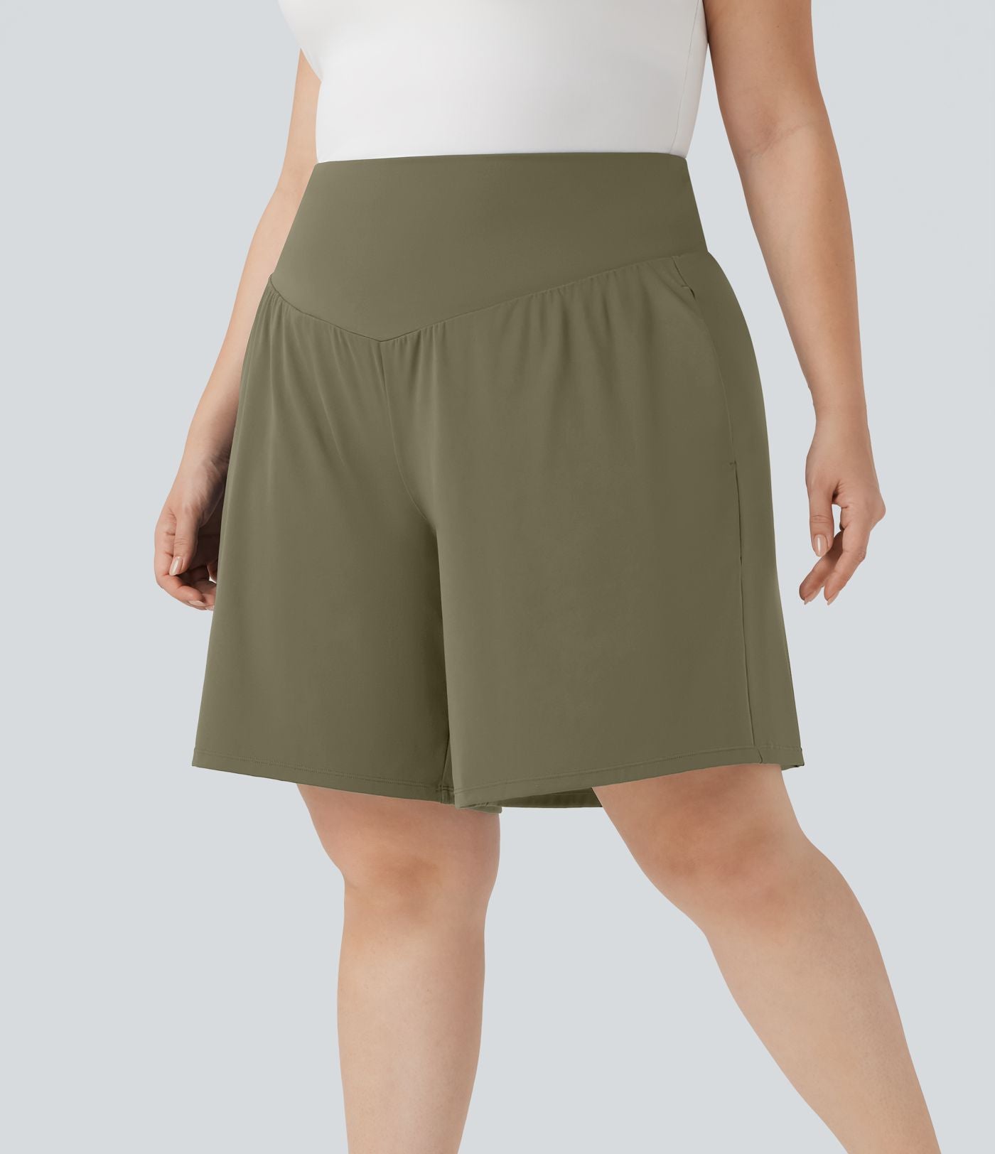 Bermuda de yoga grande taille SoftlyZero™ Airy taille haute effet frais InstantCool avec poches