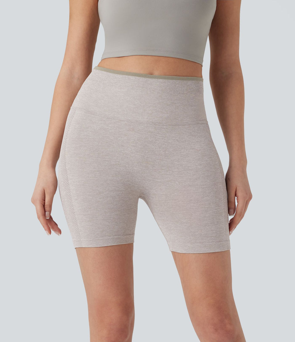 Short cycliste yoga 12,5 cm effet push-up taille haute froncé sans couture OneForm Seamless Flow