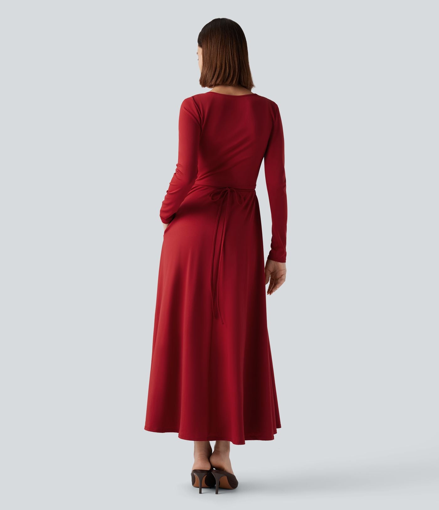 Robe mi-longue deux pièces à manches longues effet cache-cœur avec nœud au dos et poches