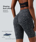 Short cycliste d'entraînement taille haute gainant effet push-up imprimé léopard 23 cm Halara UltraSculpt™ avec poches