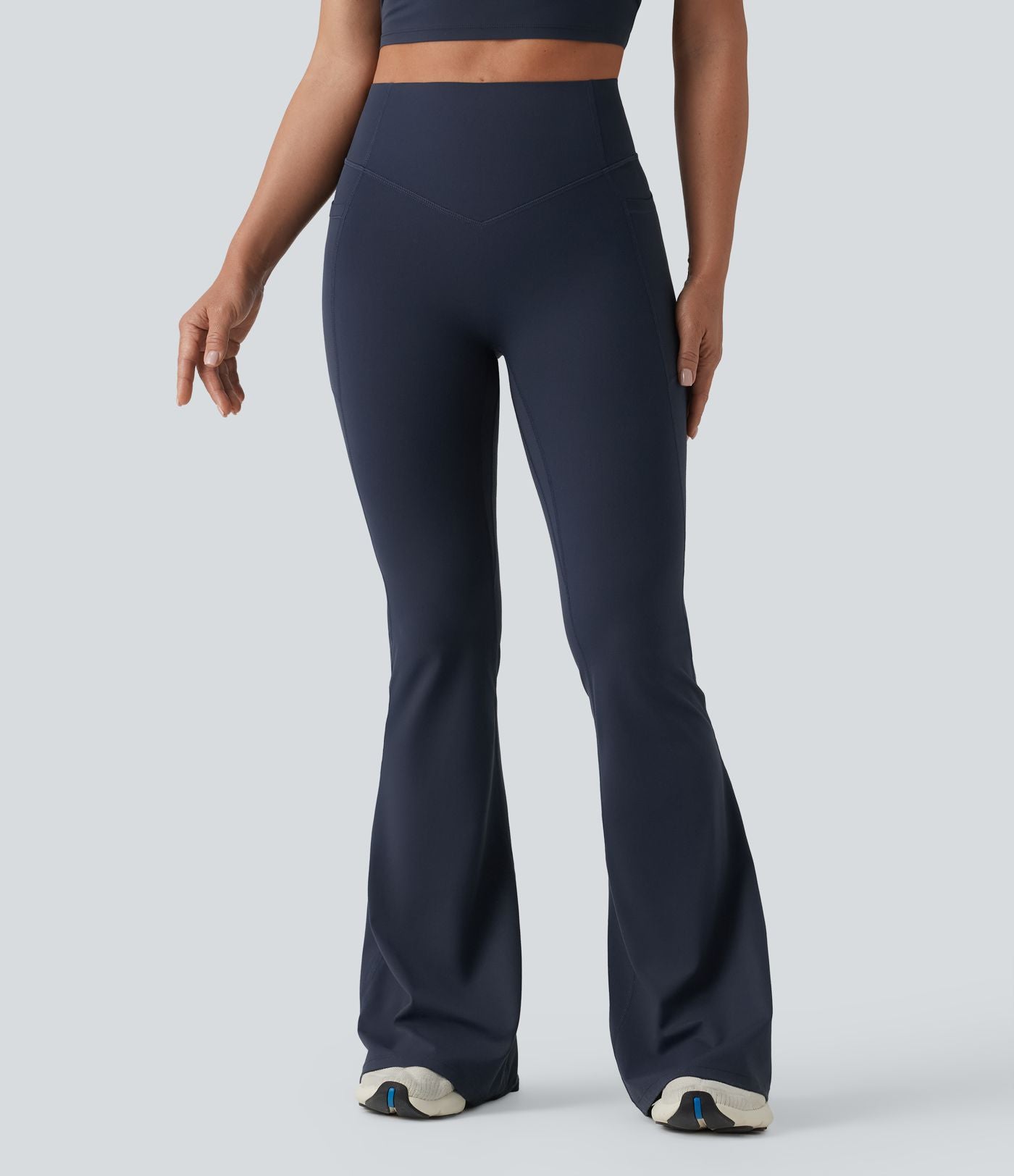 Halara UltraSculpt™ Legging yoga évasé gainant push-up taille haute à fronces avec poches
