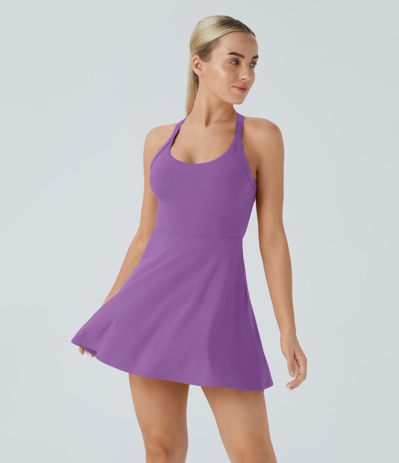 Robe de sport dos nu torsadée A-C