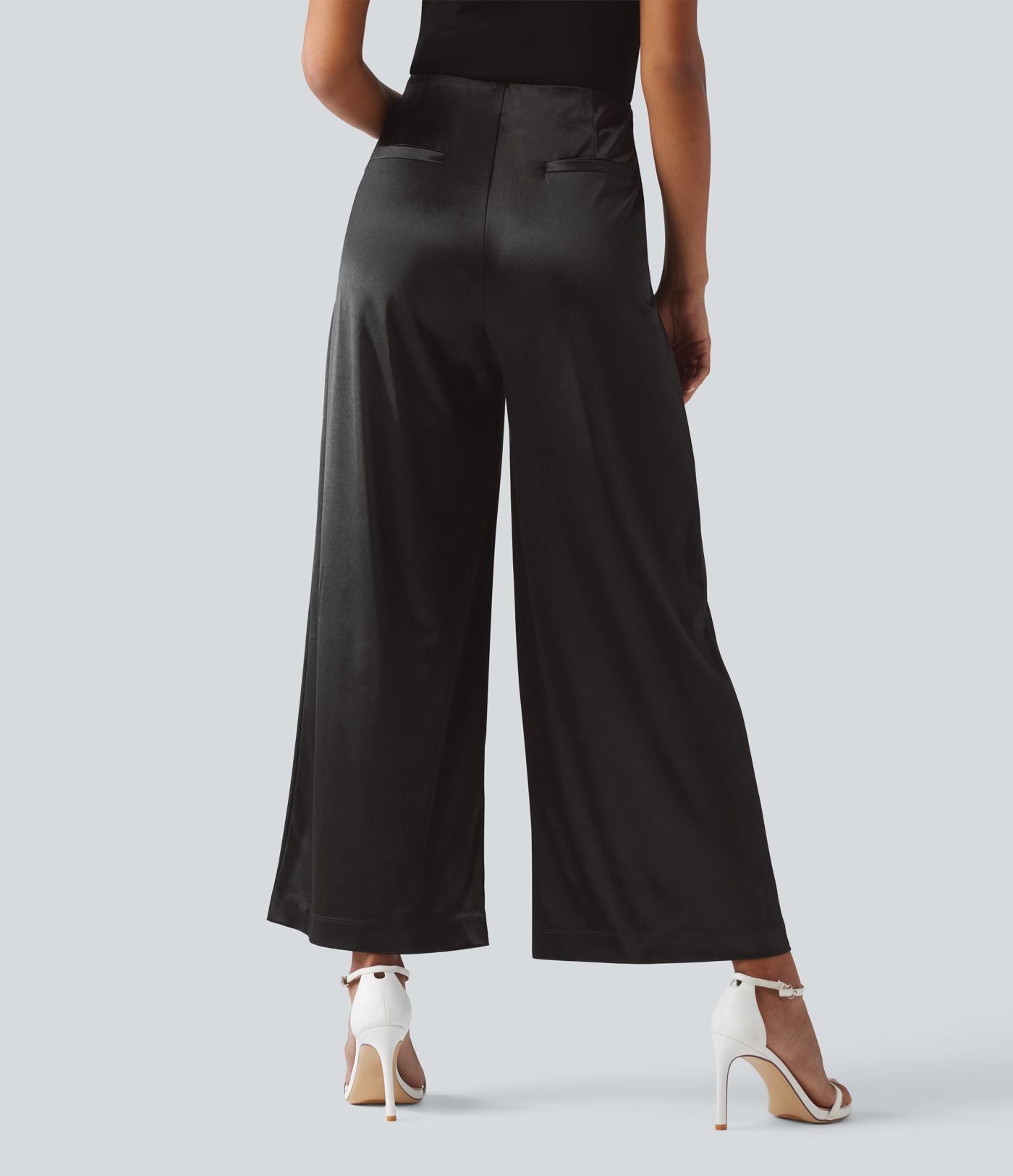 Pantalon habillé large taille haute en satin avec poches