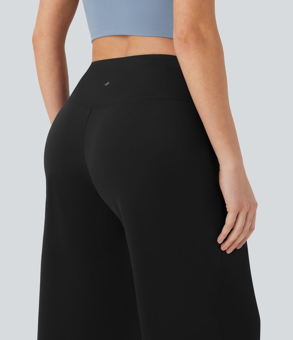 Pantacourt de yoga Cool Touch Softlyzero™ aérien à taille haute croisée, jambe large et poches