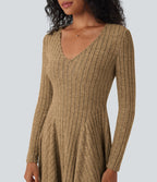 Robe décontractée mini évasée maille côtelée col V manches longues