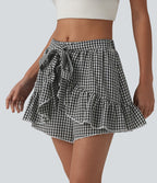 Short resort à volants en vichy aspect lin taille mi-haute avec nœud frontal et poches