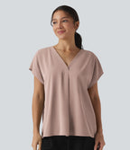 Blouse esprit bureau oversize défroissage facile, col V et manches courtes